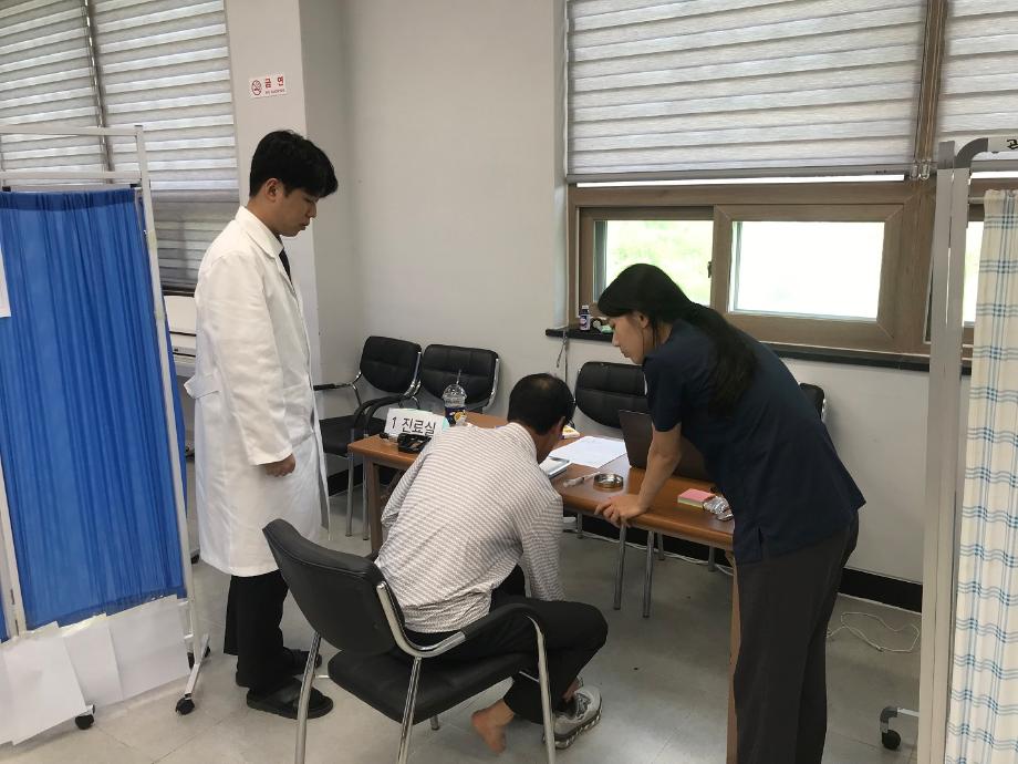 한의대 봉사동아리 &#39;자백지용&#39;, 영월에서 하계 의료봉사 펼쳐 6